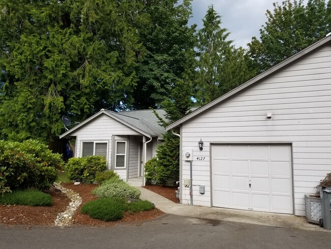 Photo - 4127 Phillips Rd SE