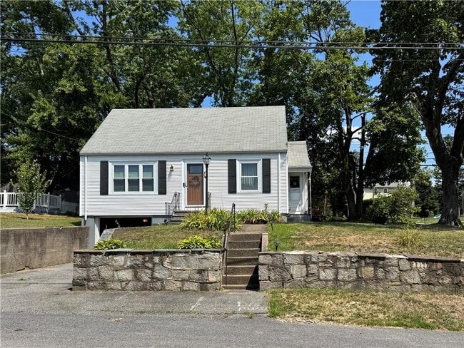 Building Photo - 1 Garvin St Rental