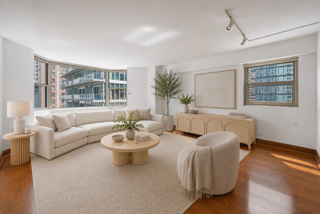 Photo - 535 N Michigan Ave