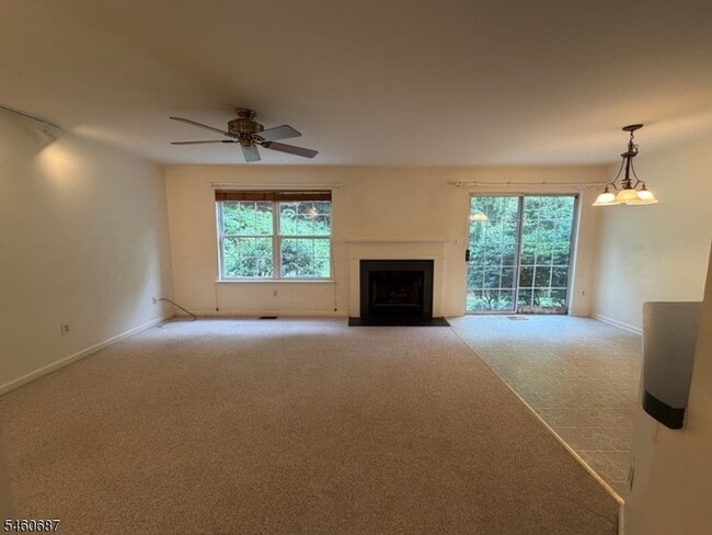 67 Woodmont Dr