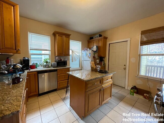 Photo - 6 Eldora St Unit 3