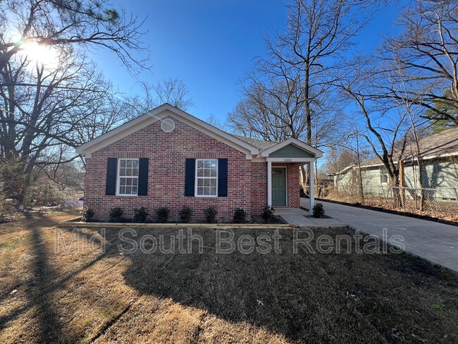 Building Photo - 1881 Thrift Ave