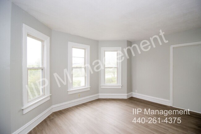 Photo - 320 Crosby St