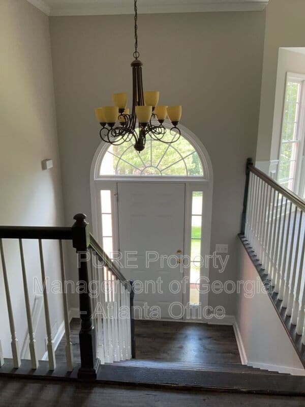 Photo - 27 N Hampton Dr