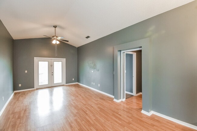 Photo - 1531 Slash Pine Ct