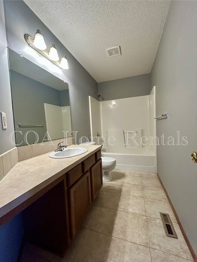 Photo - Kinkaid. Apartment Unit KinKaid
