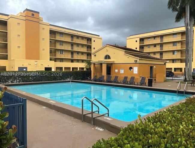 Photo - 14902 SW 82nd Ln Unit 13-205