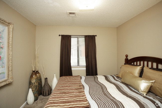 1BR, 1BA - 550 SF - Cedar Lakes Apartments