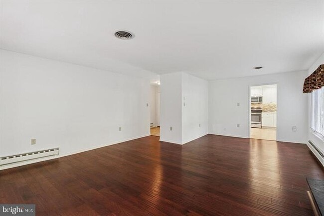 Photo - 201 Chandler Dr