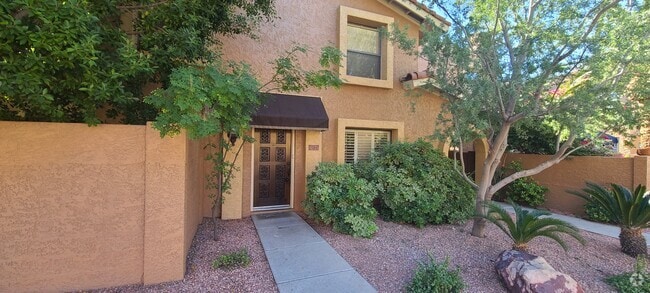 Building Photo - 1113 E North Ln Unit 3 Rental