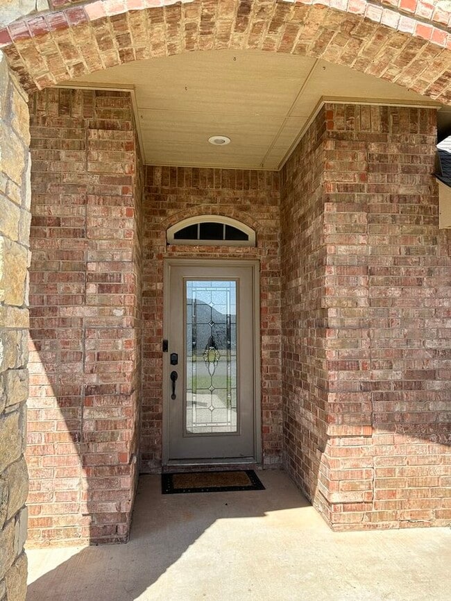 Photo - 1205 Alma Dr