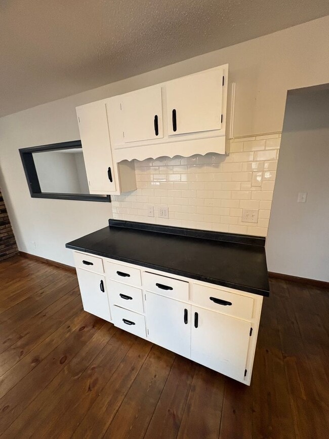 Photo - Updated Three Bedroom Single Family Home in Alexandria, Indiana