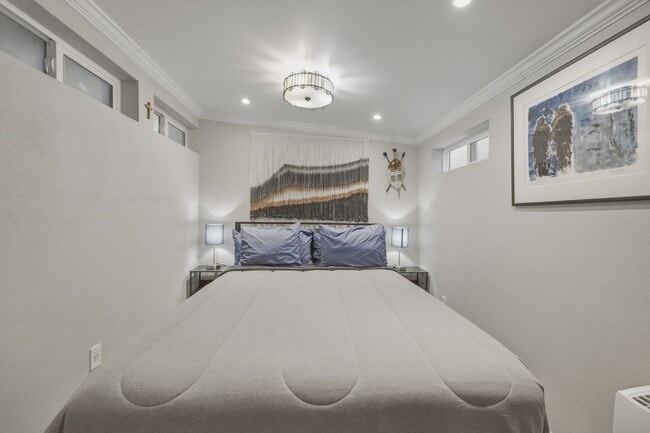 Photo - 877 Sonoma Ave