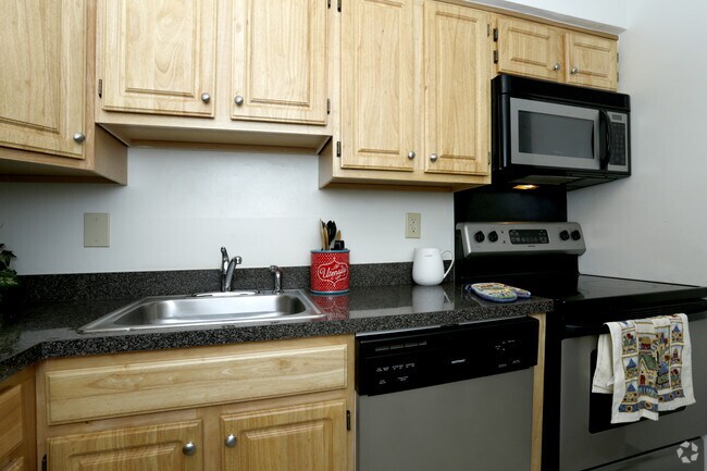 Studio - Kitchen
