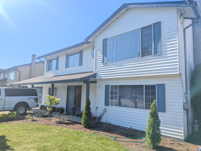 Building Photo - 45119 Stevenson Rd Unit A