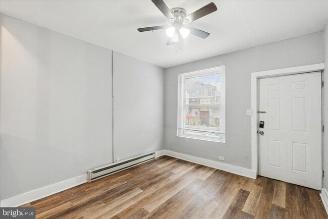 Photo - 1825 E Harold St