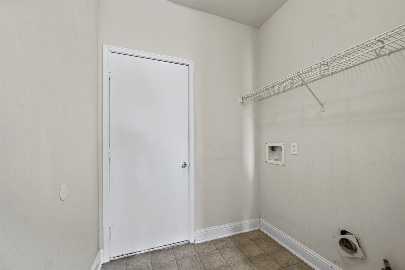 Photo - 2123 Enchanted Park Ln