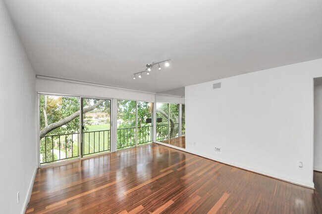 Photo - 5050 Ambassador Way Unit 306