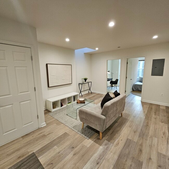 Photo - 16th Street SE Unidad 2