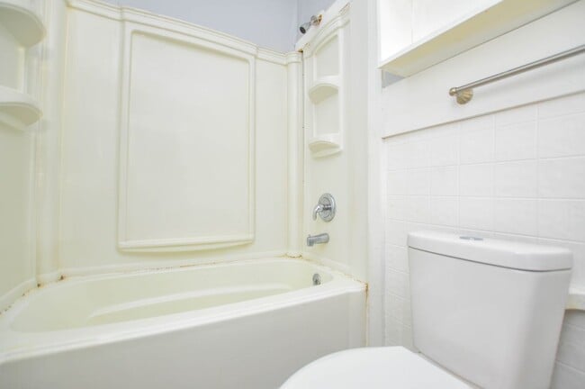 Photo - 705 E Lexington Ave