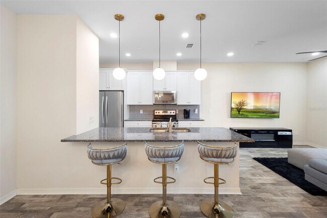 Photo - 1043 Taramundi Dr