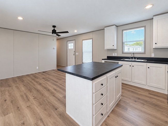 123 Preston Dr