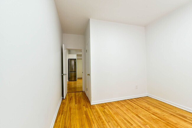 Photo - 3495 Av. Van Horne Unit 409