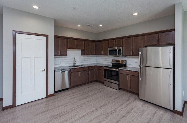 Photo - 1007 NW Shriver Blvd