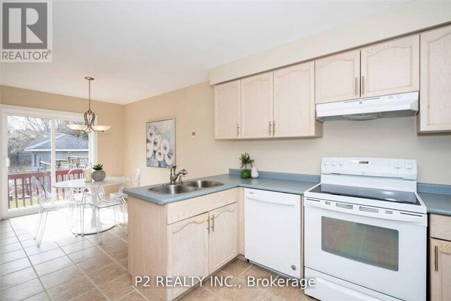 Photo - 37 Oakridge Ct