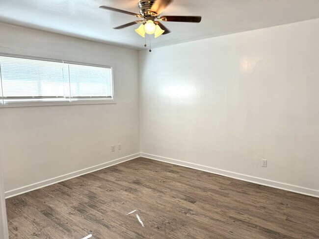 Photo - 2109 35th St Unit B