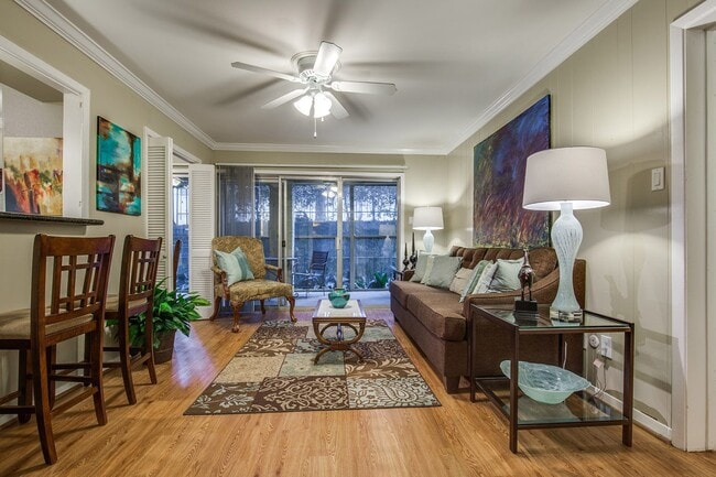 Photo - Spacious 2-Bed in Timeless Style! Unit MLCE