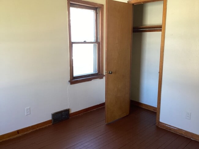 2827 W Bobolink Ave Unidad 2827A W. Bobolink Ave- upper