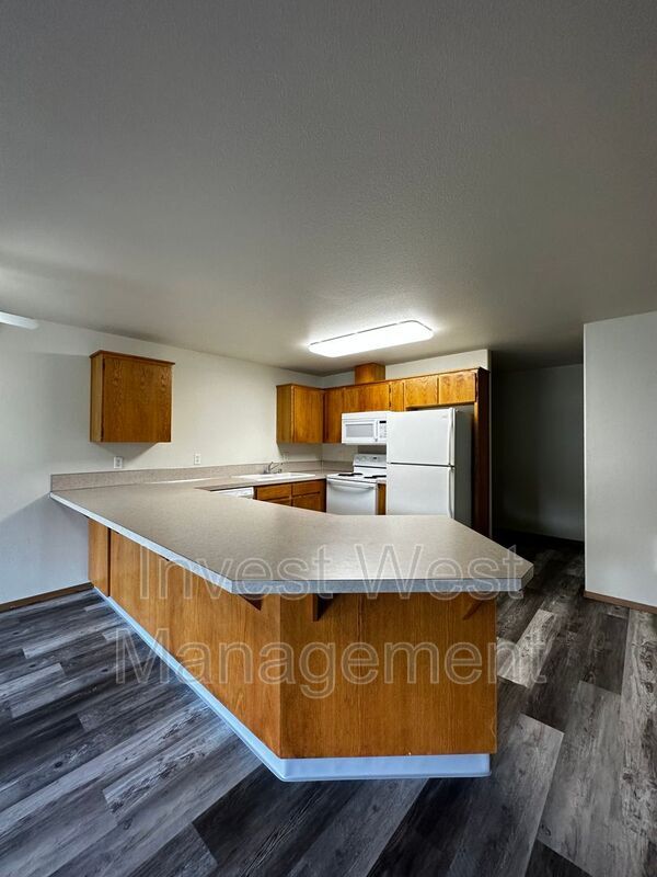 Photo - 657 29th St Unit #4