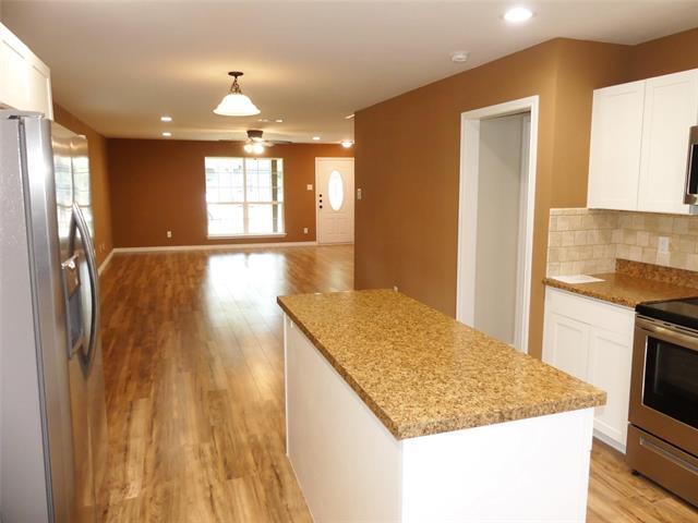 Photo - 214 Braz St