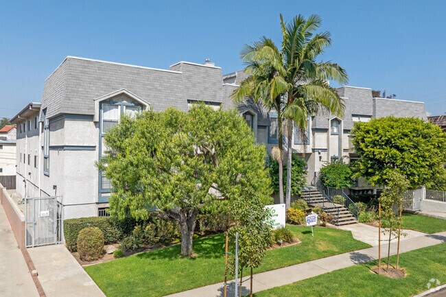 Photo - Lido Apartments - 3615 Watseka Ave