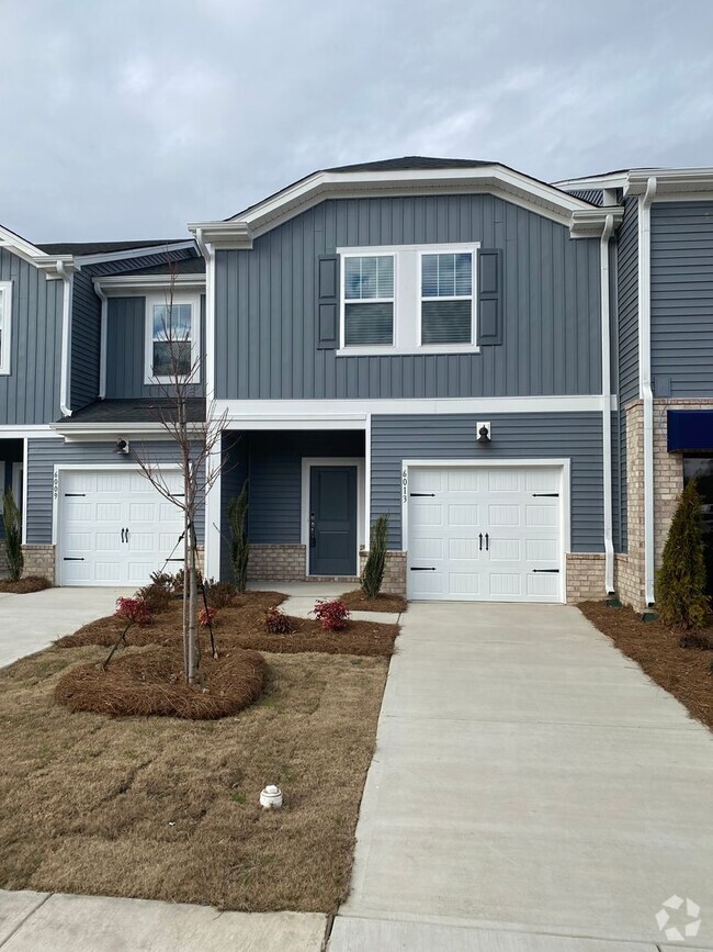 Building Photo - Brand New Townhome Available January 1st