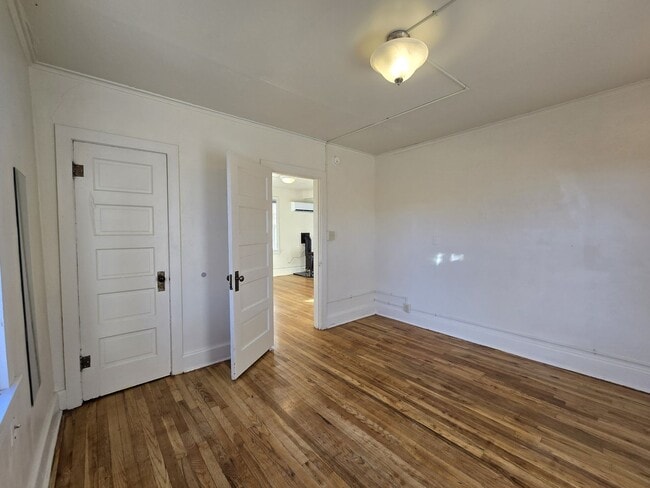 Photo - 259 Staab St