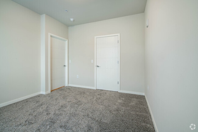 2BR, 2BA - 1192SF - The Outlook at 1000 Oaks