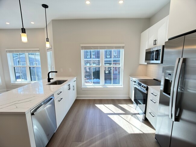 Photo - 9 Newton St Unidad 203