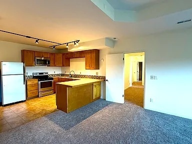 KITCHEN AND HALL - 4321 SW Fletcher St Unit 4321 SW Fletcher St