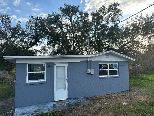 Building Photo - 2340 3rd St Rental