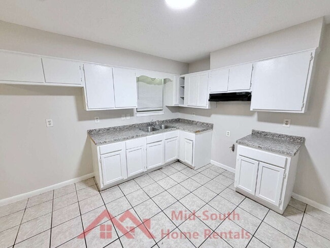 Photo - 5151 Corkwood Dr