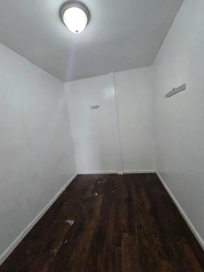 Photo - 216 3rd St Unit 3B