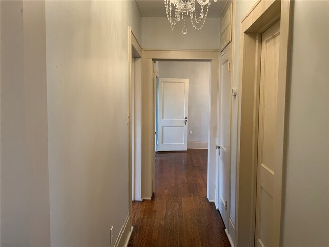 Photo - 404 W Main St
