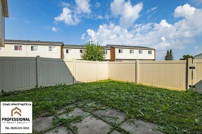 Photo - 124 Centennial Crt NW