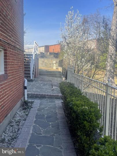 Photo - 6308 Joslyn Pl