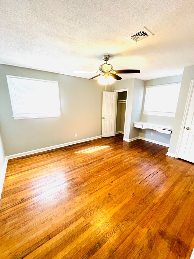 ** 4 Bed 2 Bath Located in Dalraida ** Cal... Rental House Rental in