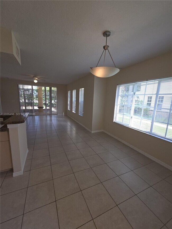 Photo - 2500 Centergate Dr Unit 105