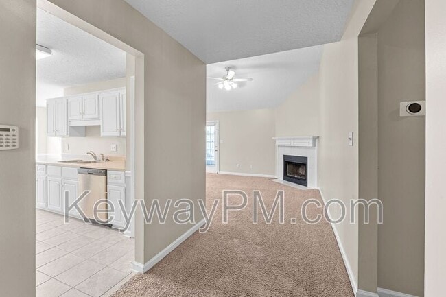 Photo - 124 Summerfield Cir