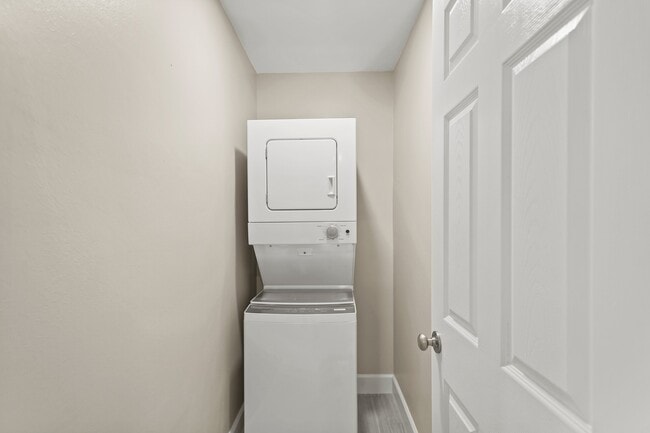 Photo - 2121 Fountain View Dr Unit 29